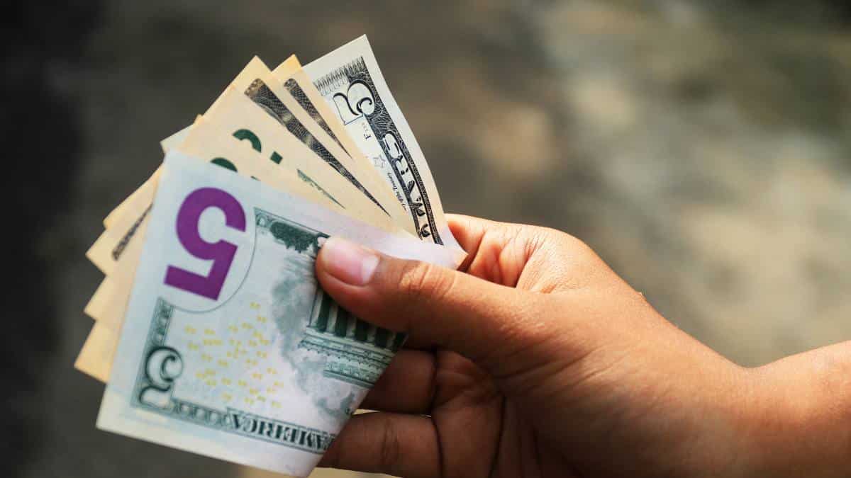 5 dollars